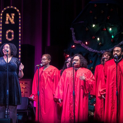 "The Grand Ol’ Christmas Show" brings the band, the lights and the songs, with a Gospel choir!