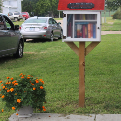 DAR Small Library Box dedication, Barnes KS